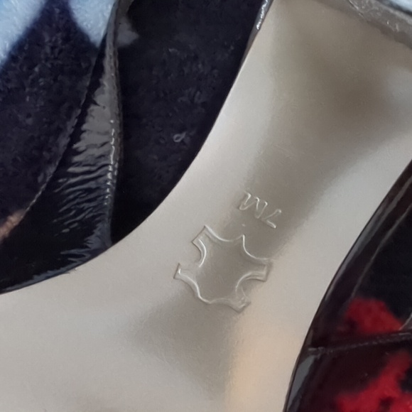 Via Spiga black patent leather slingback heels - Picture 7 of 8